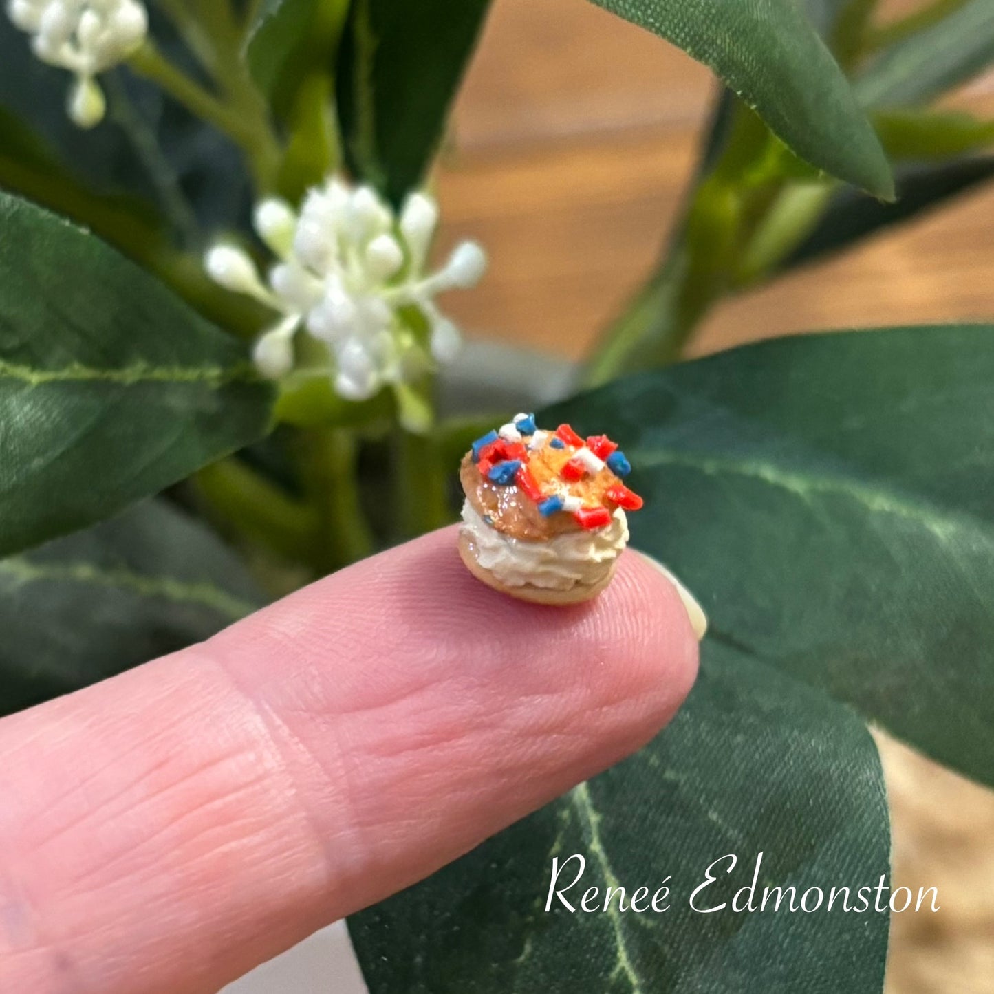 4 Miniature Cookie Ice Cream Sandwiches with Sprinkles 1:12 Scale Handmade