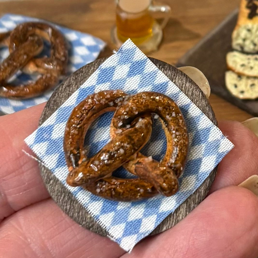 Oktoberfest Miniature Pretzel 1:12 Scale, Handmade Bavarian Food on Wood Board, German Dollhouse Food Miniature