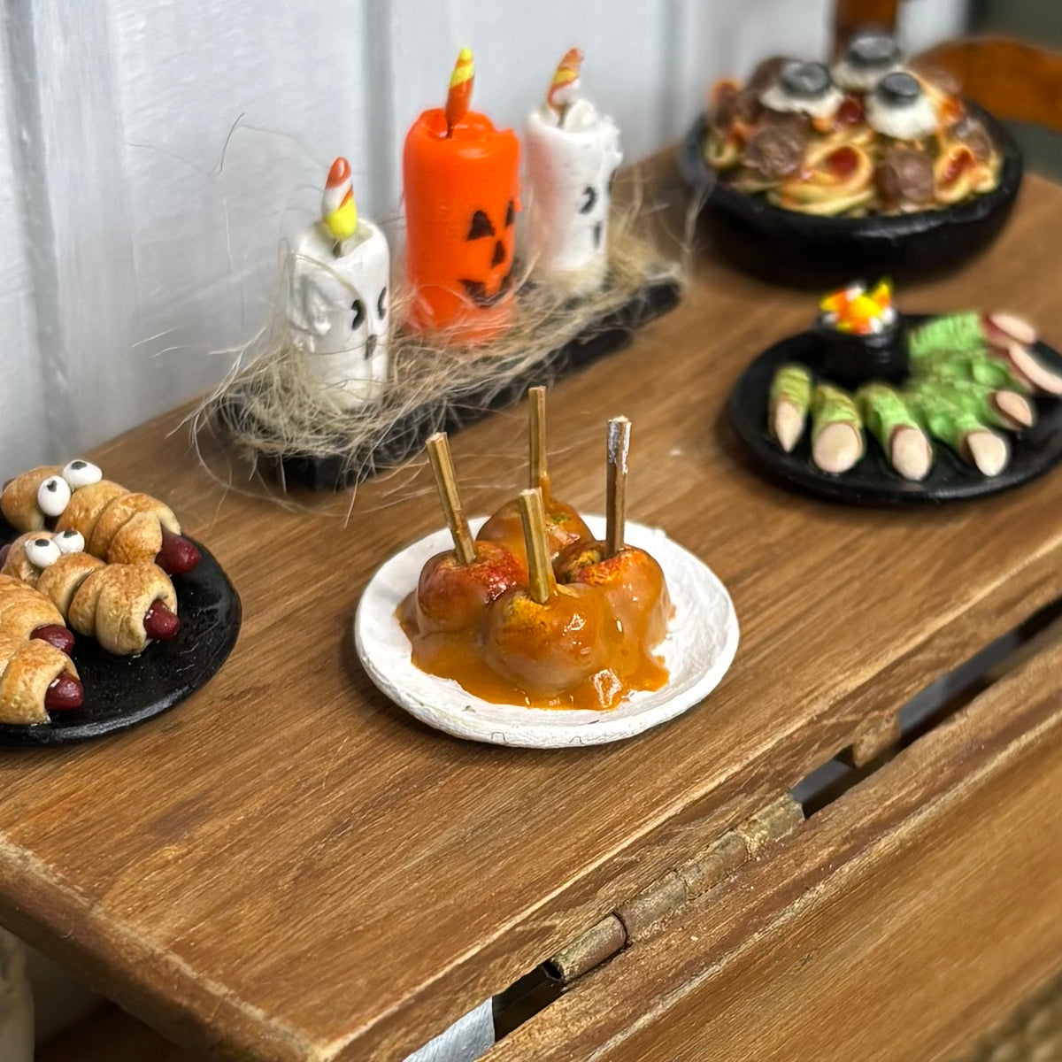 Miniature Caramel Candy Apples Halloween Party Food 1:12 Scale Handmade