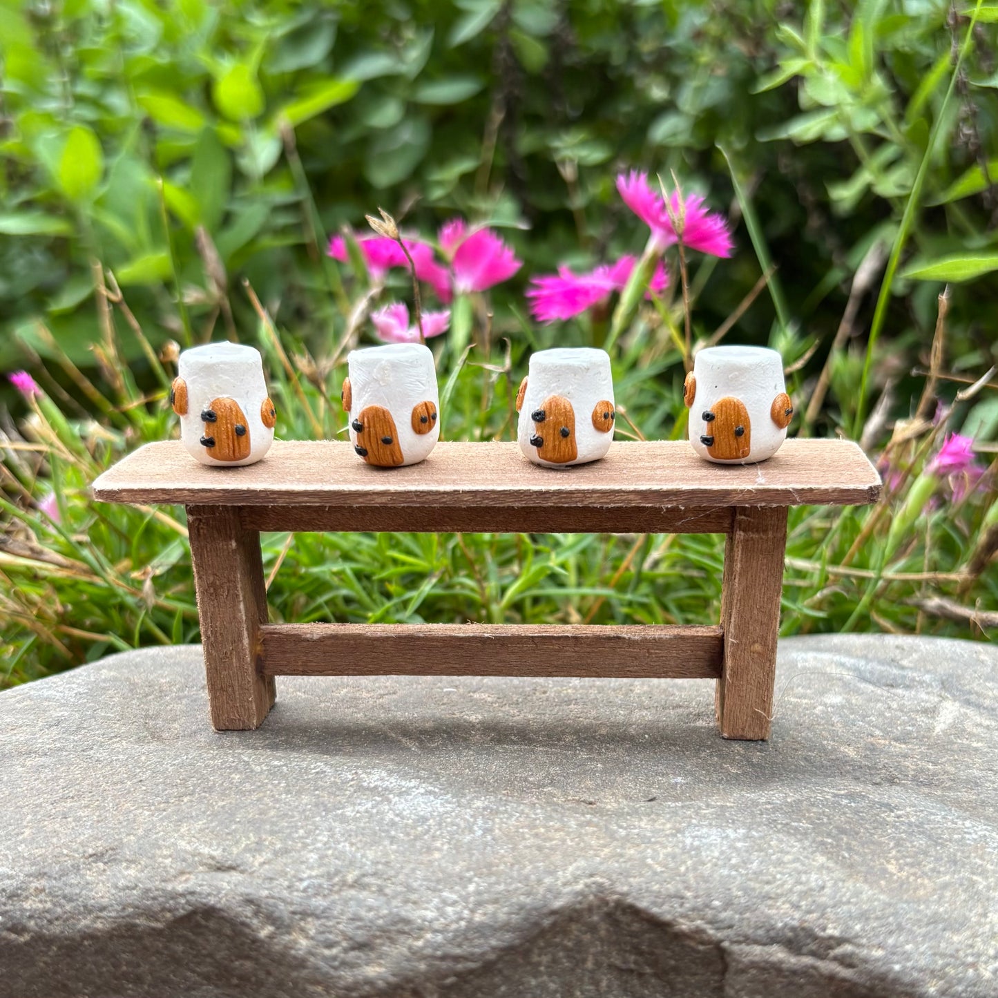 Miniature Toadstool Canister Jar with Snail 1:12 Scale Dollhouse Decor