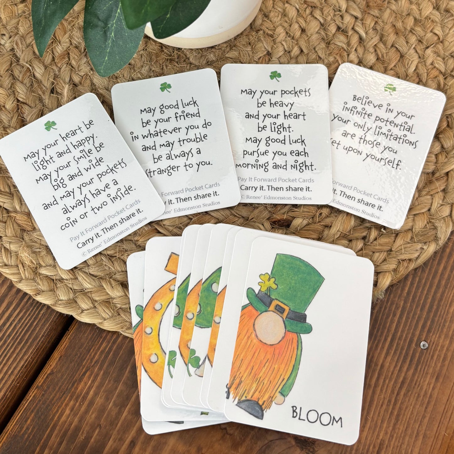 St. Patrick's Day Pocket Cards – Irish Prayer Affirmation Set (16 Count)