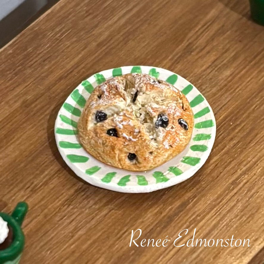 Miniature Irish Soda Bread St. Patrick's Day Dollhouse 1:12 Scale