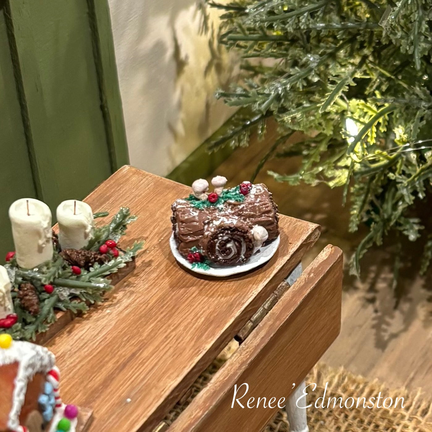 Miniature Christmas Yule Log Cake Dollhouse 1:12 Scale